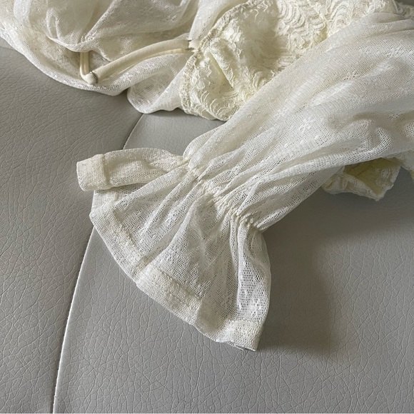 Privy Cream Ruched Bustier Blouse lace long sleeve size small - Picture 11 of 14